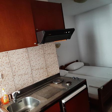 Hotel Kosmas Sarti Esterno foto