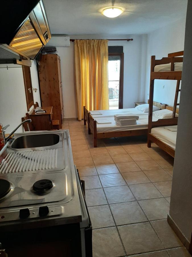 Hotel Kosmas Sarti Esterno foto