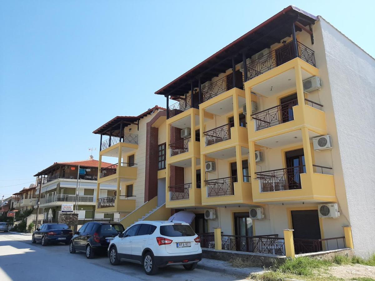 Hotel Kosmas Sarti Esterno foto