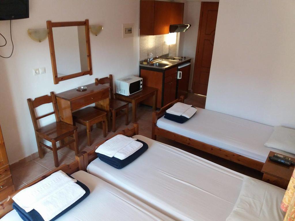 Hotel Kosmas Sarti Esterno foto