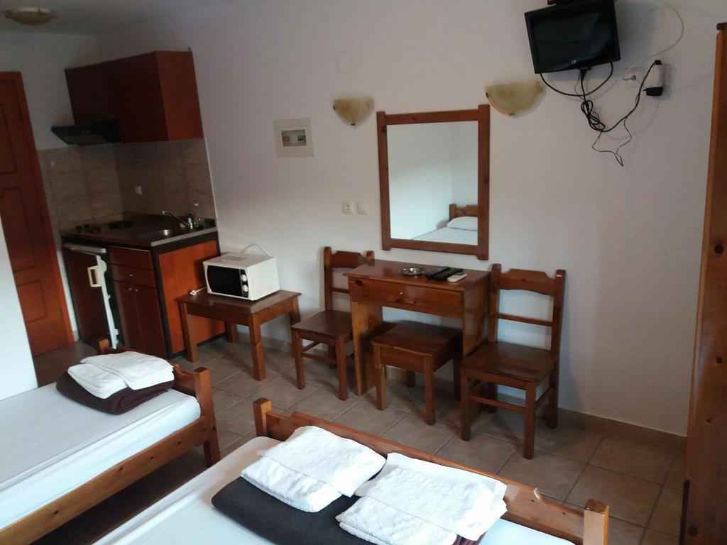 Hotel Kosmas Sarti Esterno foto