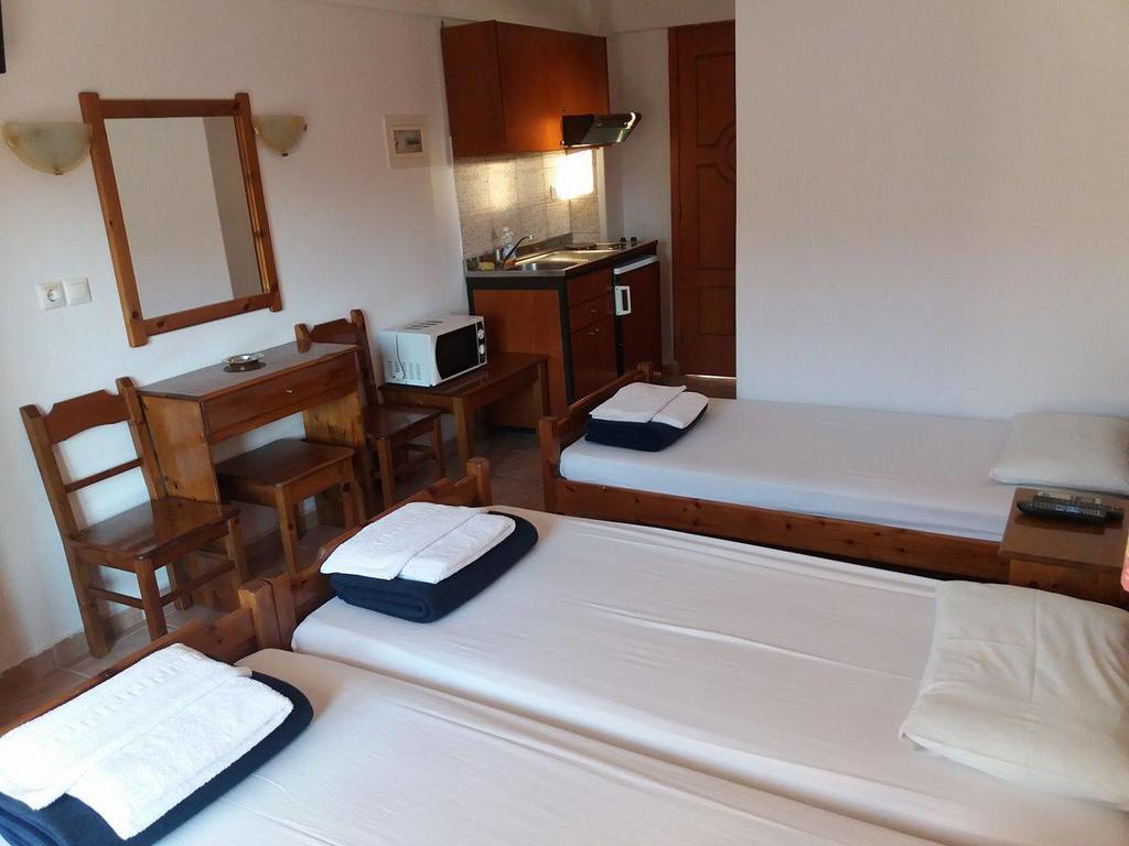 Hotel Kosmas Sarti Esterno foto