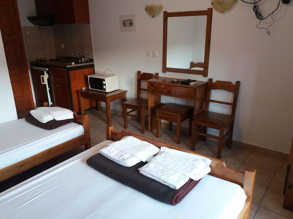 Hotel Kosmas Sarti Esterno foto