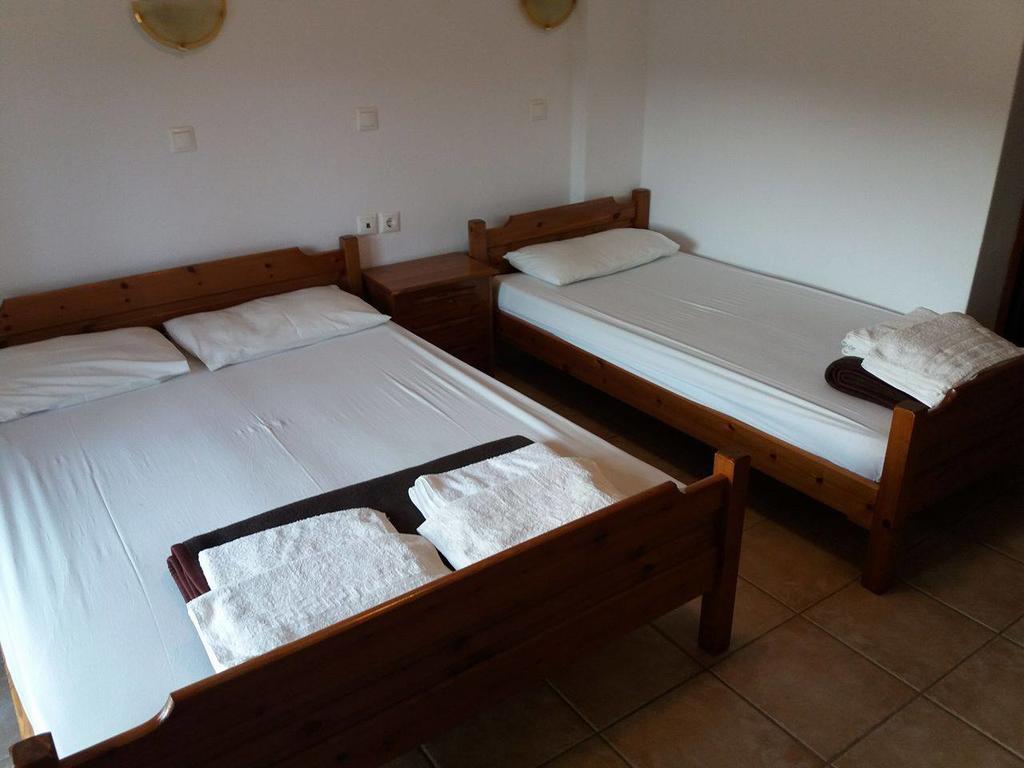 Hotel Kosmas Sarti Esterno foto