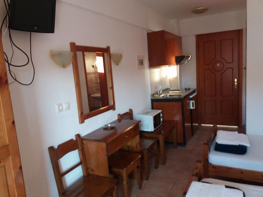 Hotel Kosmas Sarti Esterno foto