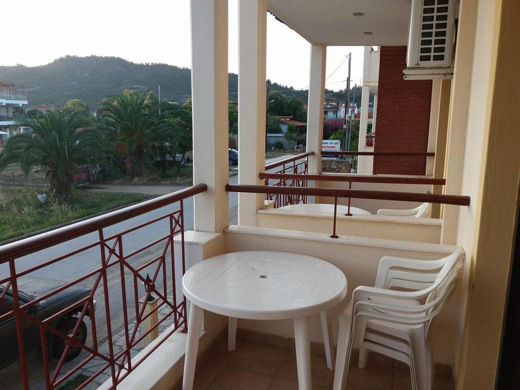 Hotel Kosmas Sarti Esterno foto